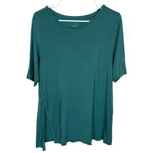 Universal Standard Bottle Green Tee Side Slit & Round Neck Size XS (10-12) VGUC